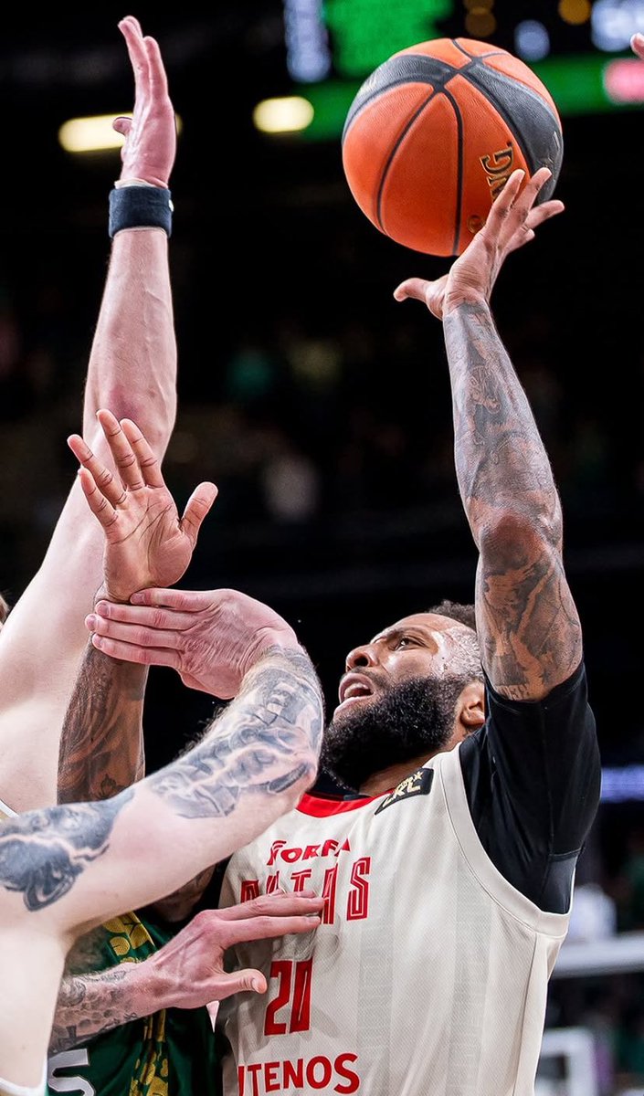 RJ Cole <a href="/rjuice_/">RJ Cole</a> took over with 19 points, 3 assists and +13 plus-minus in <a href="/rytasvilnius/">BC RYTAS Vilnius</a> road OT win over <a href="/bczalgiris/">BC Zalgiris Kaunas</a> in Game 1 of <a href="/betsafeLKL/">Betsafe LKL</a> finals

🔢 19 pts I 3 as I +13 +/-
🆚 <a href="/bczalgiris/">BC Zalgiris Kaunas</a> ✈️
🏆 <a href="/betsafeLKL/">Betsafe LKL</a> 🇱🇹

<a href="/ronniezeidel/">Ronnie Zeidel Speaks</a> 
<a href="/RZASports/">RZA Sports</a> 
#TangramSports
#FollowYourDreamsWithUs