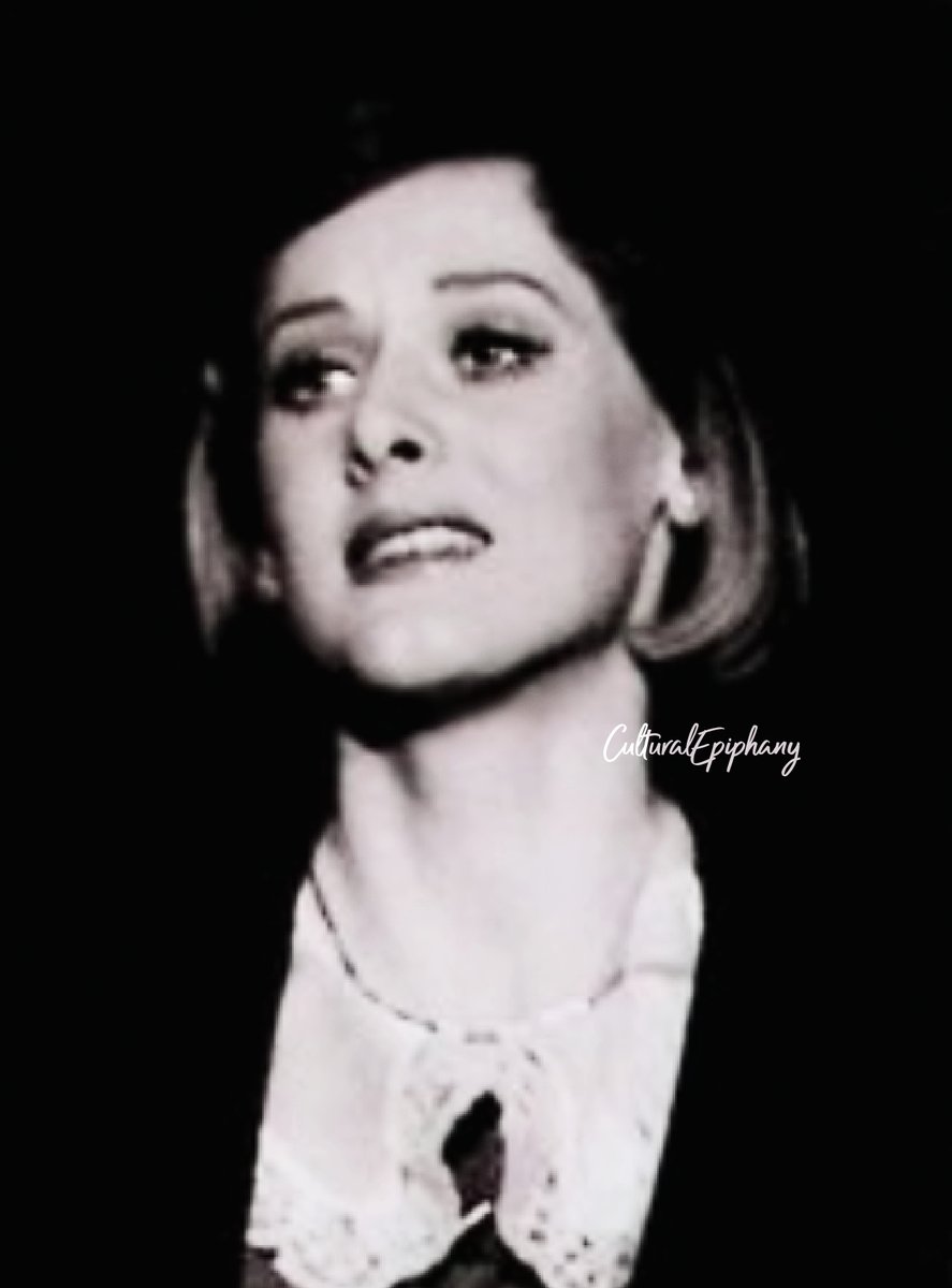 CulturalEpiph's tweet image. 🎭✨Sarah in her last production at drama school, "Most Happy Fella." A star Is born! 🎭✨
#SarahLancashire #theatre
📸: Coronation Street Companion/ Edit: CE
