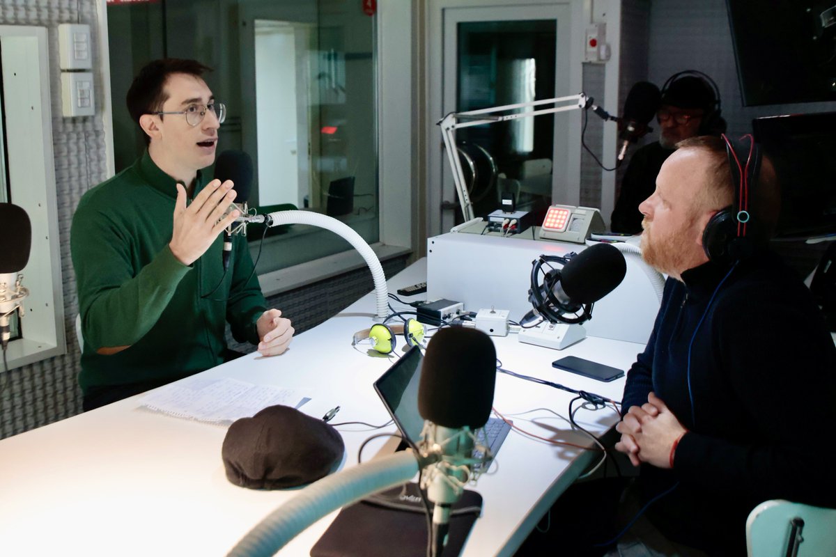 🇦🇷Estuvimos en #OtroDía conevrsando con <a href="/coloumansky/">Damián Umansky</a> sobre el contexto de creación de nuestra insignia patria. 

Gracias Colo y Rivadavia Rosario por esta nueva invitación! Un placer recordar nuestra historia🙌