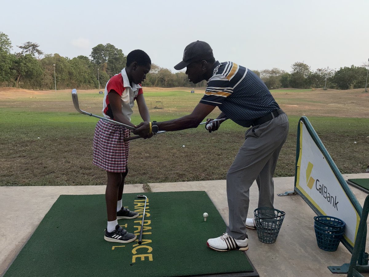 Fafaliorg's tweet photo. ⛳👧🏾 Swinging Beyond Limits: Fafali Golf Program

#FafaliGolf #GirlsInGolf #BreakingBarriers #YouthEmpowerment #FafaliOrganization #SwingWithPurpose #GolfForChange #FutureChampions #AfricaOnCourse #SportsForDevelopment #GolfIsForEveryone #EmpoweredYouth #InclusionThroughSport https://t.co/khwD72S2wH
