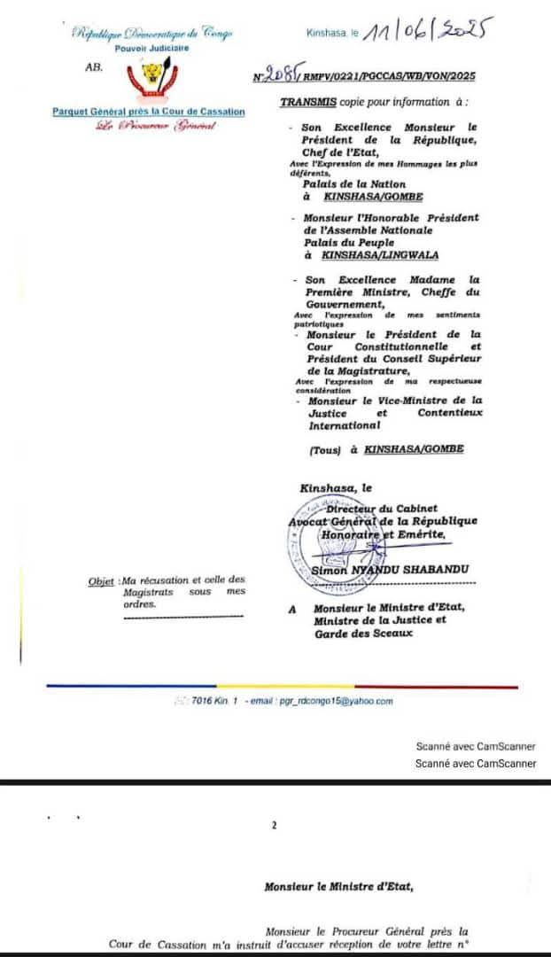 GramicLEGRAND (@gramicn) on Twitter photo 🛑 Dossier Construction Prison Kisangani: Le PG Firmin Mvonde annonce à Constant Mutamba la fin de l’instruction.
Le PG appelle le Ministre à la sérénité et à attendre la suite de la procédure
<a href="/ConstantMutamba/">Constant Mutamba</a> <a href="/Presidence_RDC/">Présidence RDC 🇨🇩</a> <a href="/fatshi13/">Félix A. Tshisekedi</a> <a href="/SuminwaJudith/">Judith SUMINWA TULUKA</a> <a href="/PrimatureRDC/">Primature de la République Démocratique du Congo</a> <a href="/kolongele/">Professeur Dr. Desiré-Cashmir Kolongele Eberande</a> 🛑 Dossier Construction Prison Kisangani: Le PG Firmin Mvonde annonce à Constant Mutamba la fin de l’instruction.
Le PG appelle le Ministre à la sérénité et à attendre la suite de la procédure
<a href="/ConstantMutamba/">Constant Mutamba</a> <a href="/Presidence_RDC/">Présidence RDC 🇨🇩</a> <a href="/fatshi13/">Félix A. Tshisekedi</a> <a href="/SuminwaJudith/">Judith SUMINWA TULUKA</a> <a href="/PrimatureRDC/">Primature de la République Démocratique du Congo</a> <a href="/kolongele/">Professeur Dr. Desiré-Cashmir Kolongele Eberande</a>