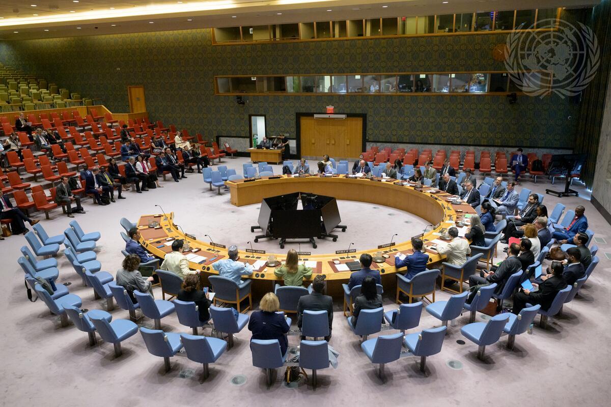 UN_Hudaydah's tweet image. 🔒 خلال المشاورات المغلقة التي عُقدت اليوم في #مجلس_الأمن التابع للأمم المتحدة، إستمع أعضاء المجلس إلى إحاطة حول أنشطة بعثة الأمم المتحدة لدعم إتفاق الحُديدة (#اونمها) خلال العام الماضي، بما في ذلك تعزيز تفاعل البعثة مع الأطراف 🤝 وتسيير الدوريات المنتظمة إلى موانئ الحديدة ⚓ وفي…