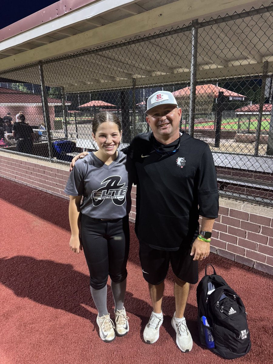 Had the best time playing in the camp game for the MS Bombers invite! Loved getting to meet these awesome coaches. Ready for games today! #alwayslearning <a href="/UTMSoftball/">UT Martin Softball</a> <a href="/UNASoftball/">North Alabama Softball</a> <a href="/MGCCCSoftball/">MGCCC Softball</a> <a href="/CoLinSoftball/">Co-Lin Softball</a>