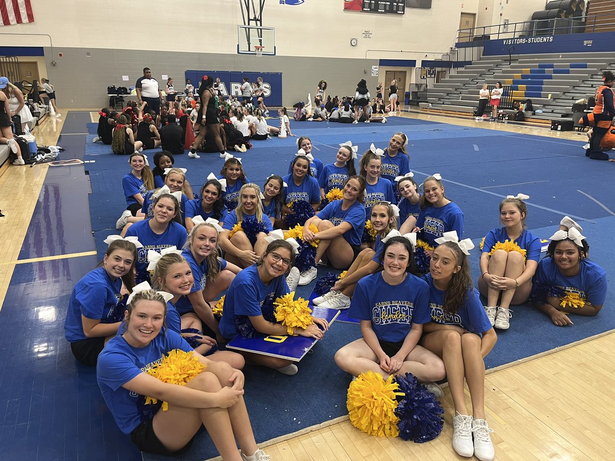 Karns High Cheer tweet media