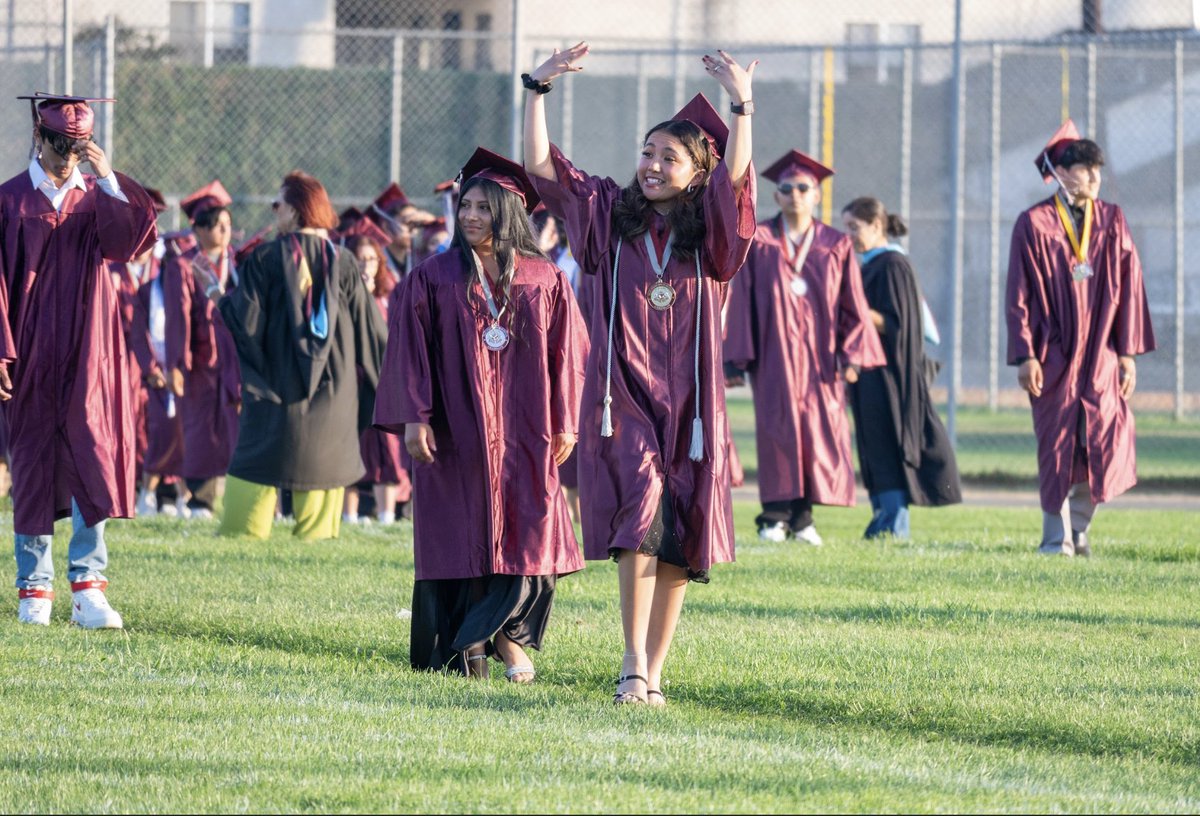 LAUSDSup's tweet photo. Van Nuys High School #ClassOf2025, your path has been uniquely yours—filled with detours, discoveries, and deep growth. The journey wasn’t always easy, but you walked it with pride. Now go, and keep creating your future with purpose. #Pathmakers #ProudGraduates https://t.co/nBB3lvBeHw