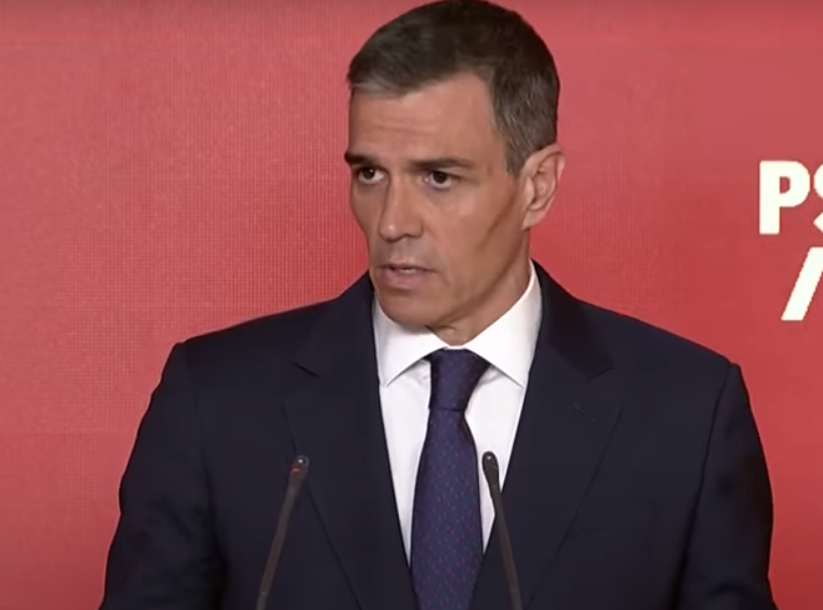 Sánchez ha aparecido serio, cabizbajo, triste, decepcionado… Sí, seguro? 🧵