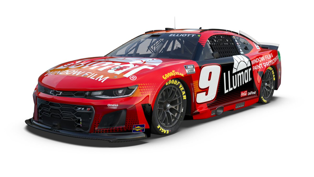 llumarfilms's tweet image. This LLumar Chevy is going to look 🔥🔥 making left and right turns in Mexico City!

#LLumarRacing #NASCAR
