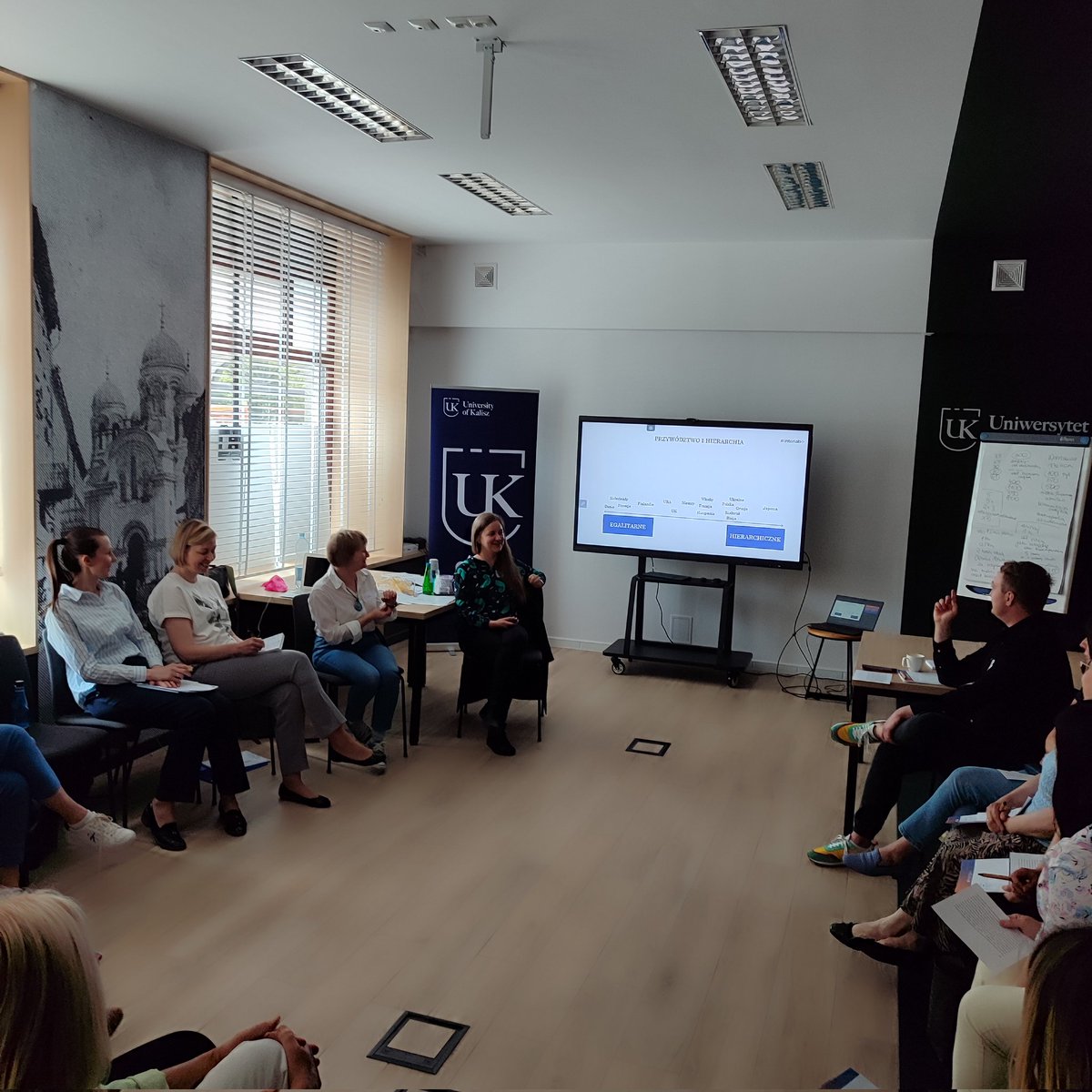 Zuzi06414406's tweet image. Warsztaty z różnic kulturowych #interlab i #Erasmus2025 🙂🇪🇺