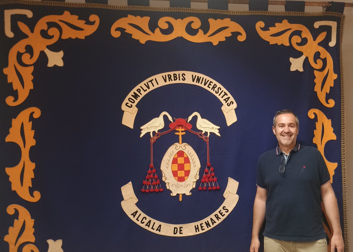 Hoy en nuestro programa de doctorado hemos disfrutado de la conferencia de #FranciscoTato, de 𝑆𝑦𝑛𝑡ℎ𝑒𝑙𝑖𝑎 𝑂𝑟𝑔𝑎𝑛𝑖𝑐𝑠, sobre qué son las CRO y química de flujo. ¡Siempre interesantes las charlas desde la industria! <a href="/UAHes/">Universidad Alcalá</a> <a href="/IQAR_UAH/">IQAR-UAH</a>