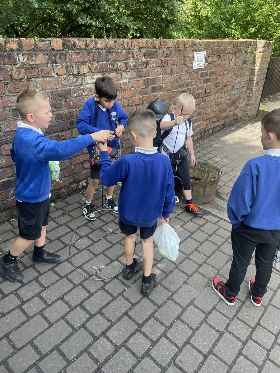 Mrs Allan tweet media