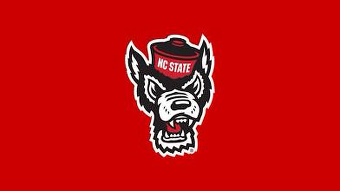 MHarris_0's tweet image. University of North Carolina state offered🐺! Via coach Charley Whiles @PrepRedzoneFL @ExpoRecruits @larryblustein @On3Recruits @On3sports @JohnGarcia_Jr @thevandalorian @SouthDadeFtball @NStatefootball