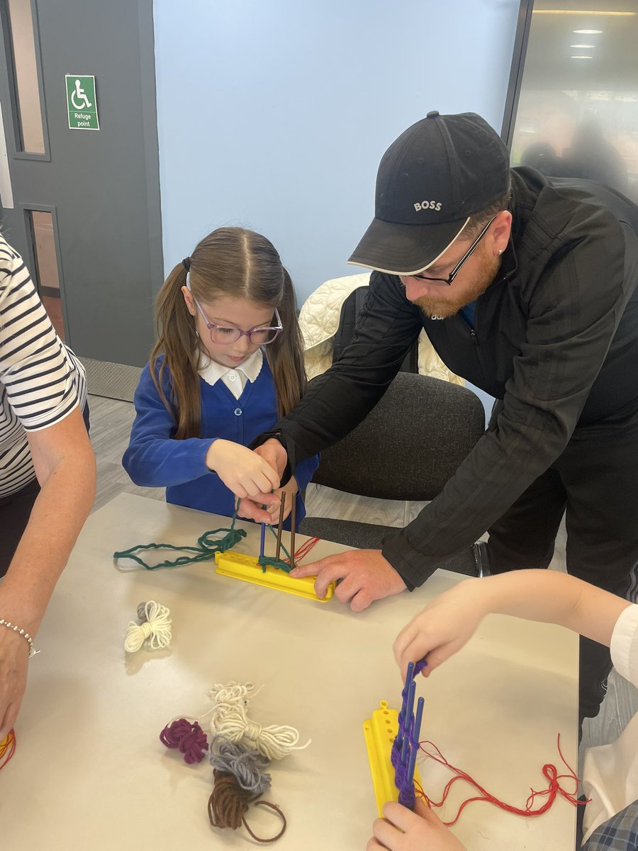We learned how to make tartan! 🏴󠁧󠁢󠁳󠁣󠁴󠁿 <a href="/calderbridgeps/">Calderbridge Primary School and Nursery Class</a>
