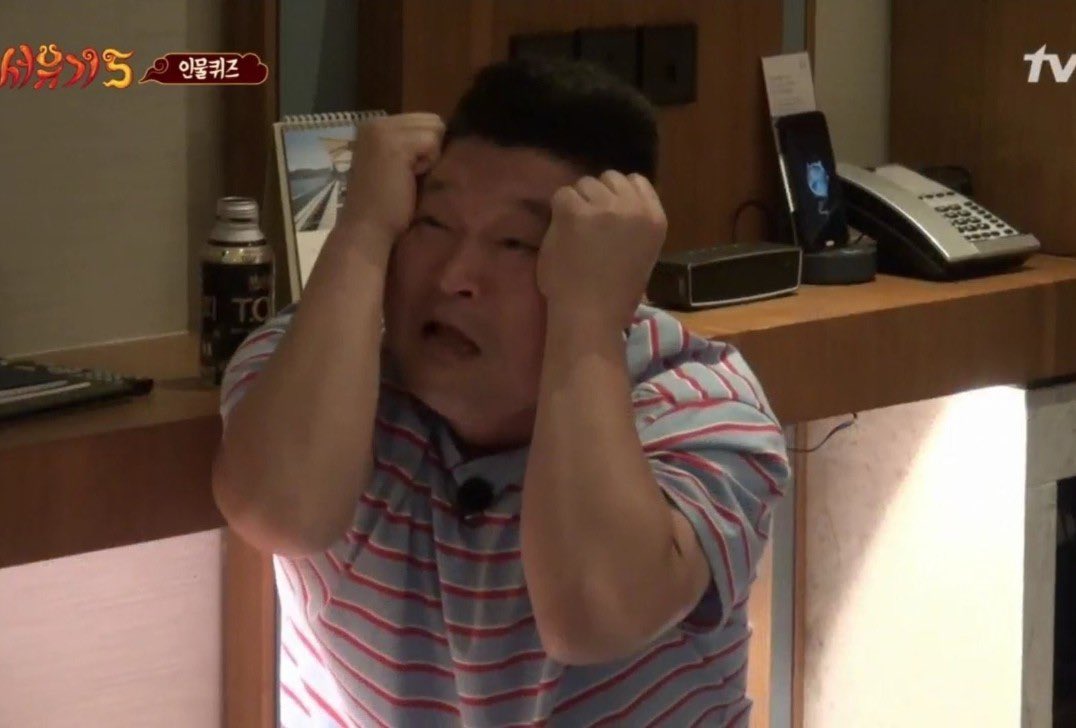 코스프레 할 수 있는데 너무 더워서 코스프레 힘들어... 행사 9월달부터 갈게요.
제발 나 버리지마.