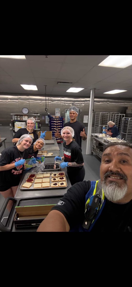 Jasmyn Burns (@burnsjasmyn) on Twitter photo had a great time serving the community at South Plains Food Bank. thank you <a href="/MatadorClubOrg/">The Matador Club</a> for giving us the opportunity to help in the most rewarding way #wreckem had a great time serving the community at South Plains Food Bank. thank you <a href="/MatadorClubOrg/">The Matador Club</a> for giving us the opportunity to help in the most rewarding way #wreckem