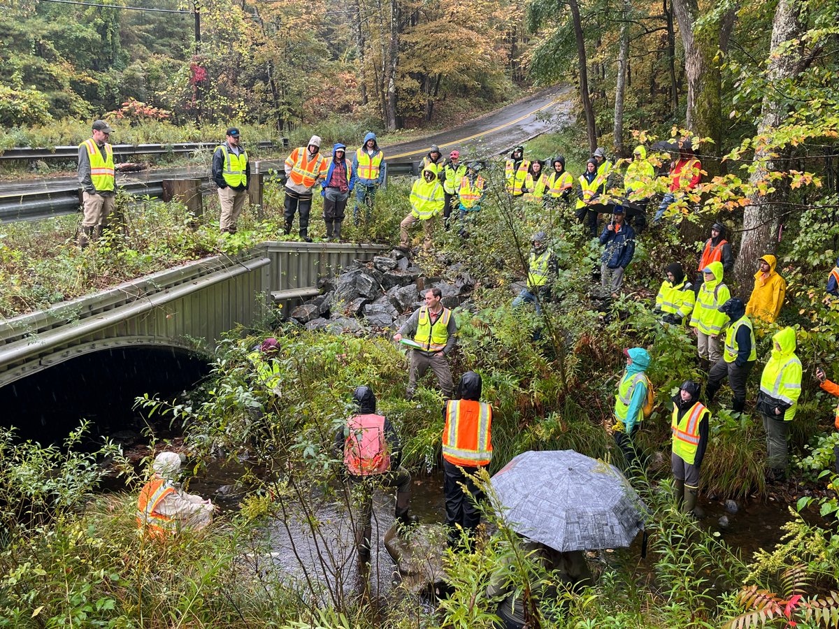 MassEcoRestore's tweet image. Do you work with culverts? Interested in stream processes & resilient road infrastructure design? @MassDOT is hosting a 2-day Rivers and Roads Workshop on 6/25 & 6/26 in Worcester! More at bit.ly/4kvefKc