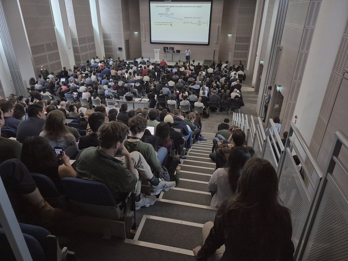 TalkRLPodcast's tweet image. TalkRL is at @RLDMDublin2025 , feel free to say hi!