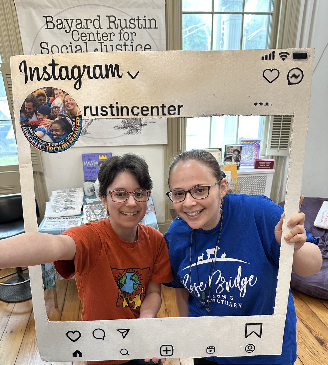 BrcsjIntern's tweet image. Check out our new BRCSJ PRIDE 2025 photo frames! 🖼️ 📸🤳🏻
Find one of our interns holding these frames THIS SATURDAY at Pride for a chance to snap a super cute photo! Remembet to tage us @rustincenter and #pride25saveslives We hope to see everyone there! 🏳️🌈🏳️⚧️