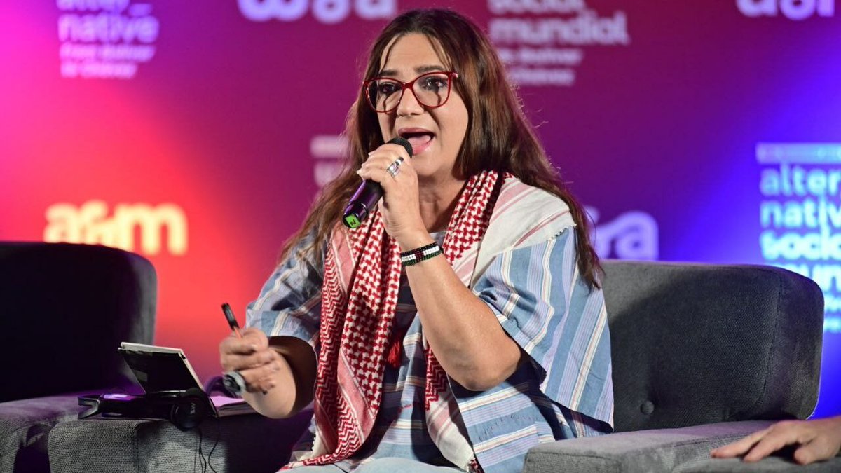 🔴 #ULTIMAHORA | Detenida Hindu Anderi en Egipto por defender a Palestina

La activista venezolana por la causa palestina fue arbitrariamente detenida junto a otros compañeros por autoridades egipcias, retenidos sin explicación y despojados de sus pasaportes.

Fue deportada a