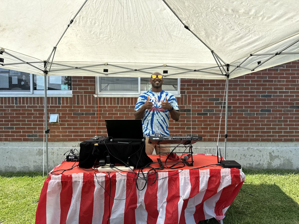 On Tuesday, June 11, Atwood Primary School hosted its end-of-year carnival, welcoming elementary students and their families for an afternoon of fun and celebration. #WeAreRSU18 #AtwoodAwesome
aps.rsu18.org/.../the-2025-a…