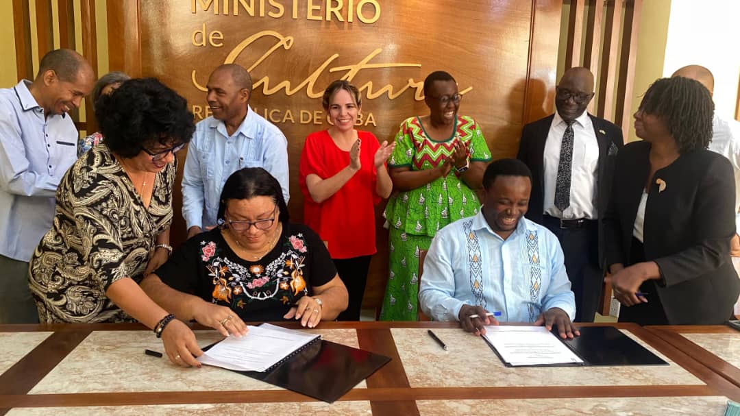 Zimstar News (@zimstar_news) on Twitter photo Cuba donates to Zimbabwe museum, some military equipment used in 1980s Angola war to put down apartheid in South Africa, Namibia. zimstarnews.com/2025/06/12/cub… <a href="/ParliamentZim/">Parliament of Zimbabwe</a> <a href="/MALZIMBABWE/">Museum Of African Liberation</a> <a href="/Moha_Zim/">Ministry of Home Affairs and Cultural Heritage</a> <a href="/EFFSouthAfrica/">Economic Freedom Fighters</a> <a href="/ANCYLhq/">ANCYL</a> Cuba donates to Zimbabwe museum, some military equipment used in 1980s Angola war to put down apartheid in South Africa, Namibia. zimstarnews.com/2025/06/12/cub… <a href="/ParliamentZim/">Parliament of Zimbabwe</a> <a href="/MALZIMBABWE/">Museum Of African Liberation</a> <a href="/Moha_Zim/">Ministry of Home Affairs and Cultural Heritage</a> <a href="/EFFSouthAfrica/">Economic Freedom Fighters</a> <a href="/ANCYLhq/">ANCYL</a>