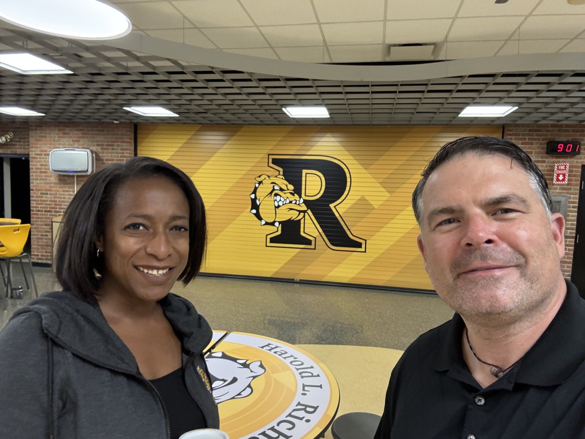 Behold, Bulldogs! The cafeteria has new tables and branding. 

Thanks to Superintendent Dr. Josh Barron for sharing this photo with Principal Dr. MaLinda Majoch!