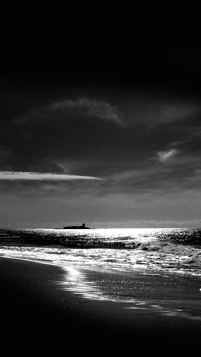 Eduhoz's tweet image. Aparecen fotos que ni sabía que existieran. Rielando.
Sancti Petri, en #chiclana , desde #Camposoto.

eduhoz.blogspot.com/2025/06/riela-…