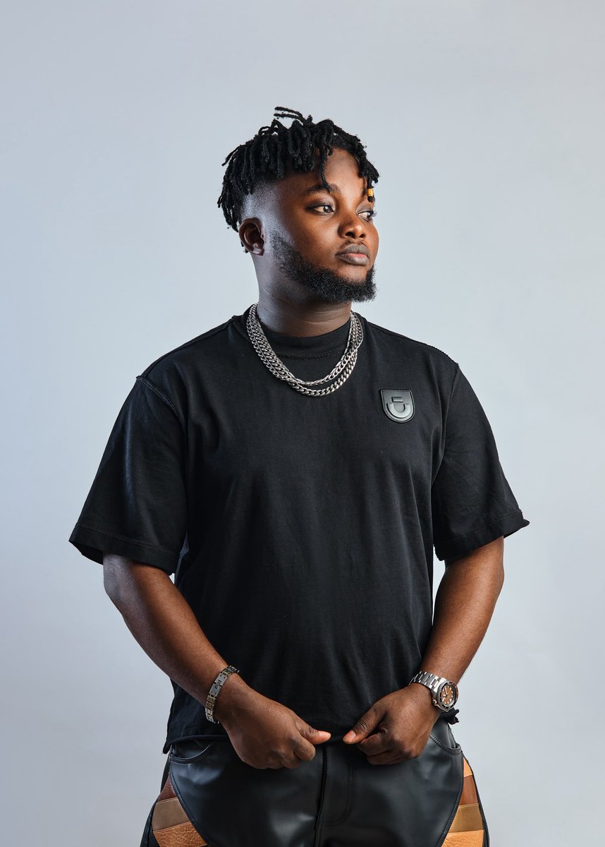 Jesus pikin 🤲🙏👽

#craze #afrobeat #producer