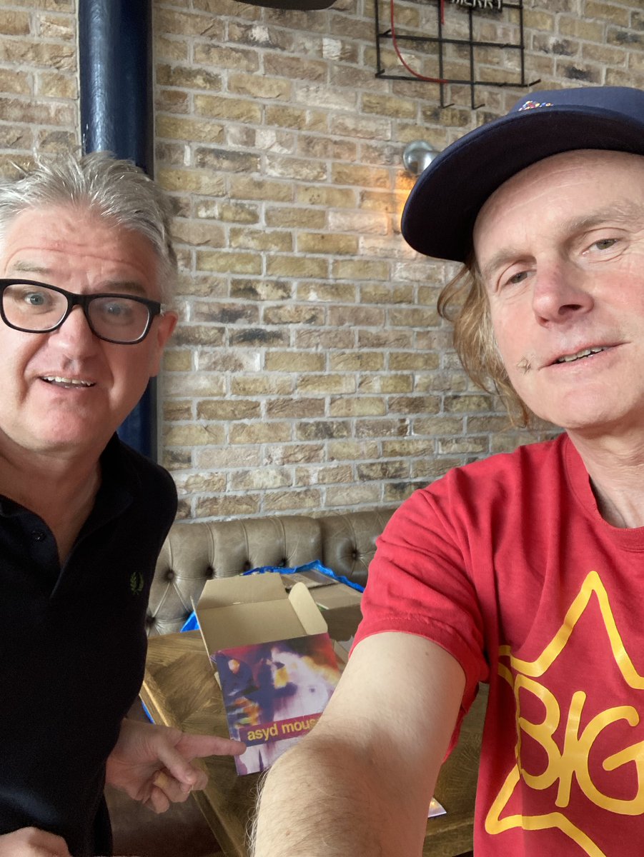 RIB: Look who I found in the pub! It’s only Nick ‘Dream Weaver’ from Precious Recordings of London…
And he’s got some vinyl copies of my new ep with him! 
You can get them now from 14icedbears.bandcamp.com