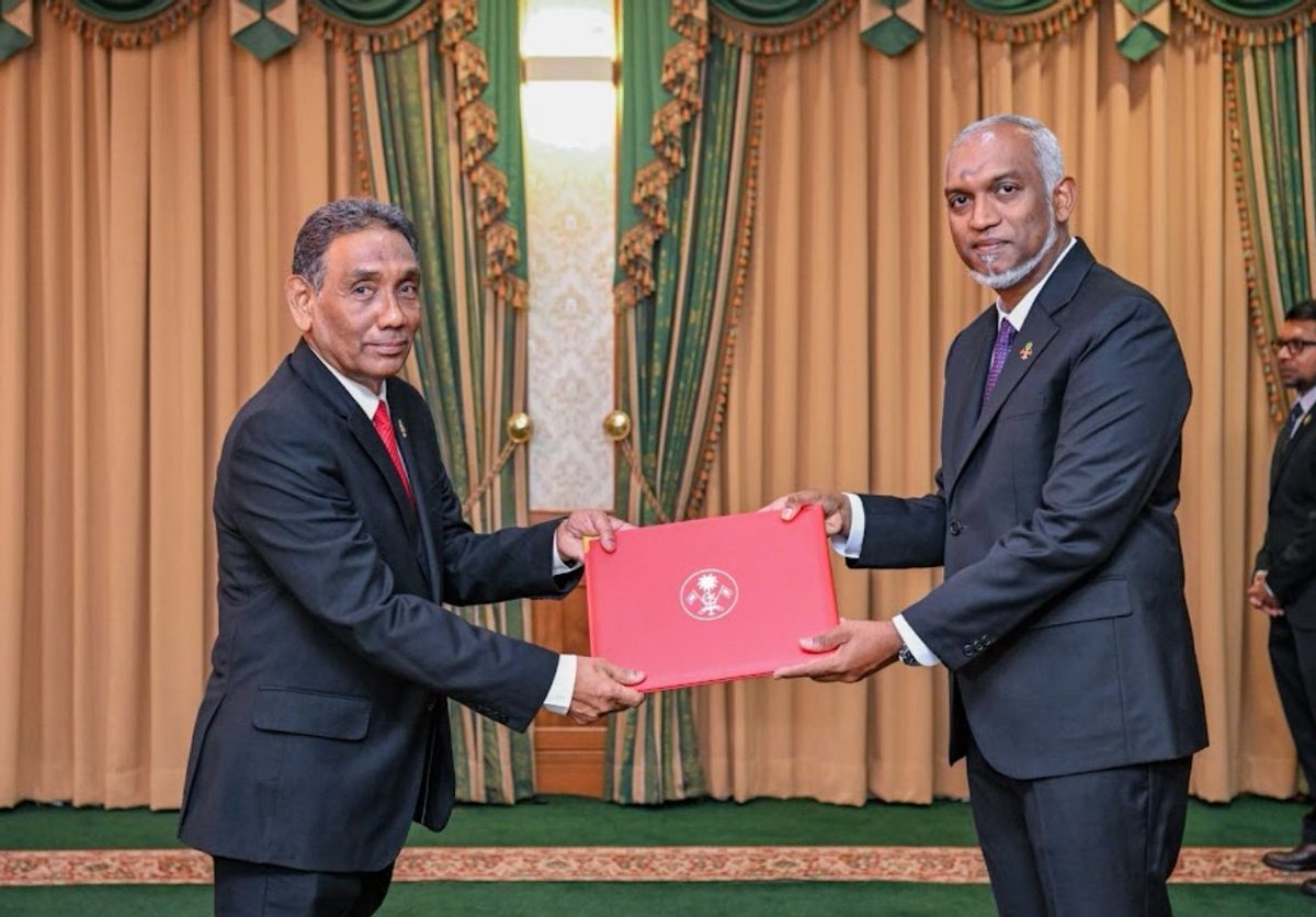 RaajjeLeaks (@raajjeleaks) on Twitter photo Serious allegations have surfaced involving Amb <a href="/MasoodImv/">Masood Imad</a> , including assault, evidence tampering, and the unlawful expulsion of a Maldivian citizen. Is this the standard of conduct expected from those representing our nation abroad? <a href="/MoFAmv/">Ministry of Foreign Affairs 🇲🇻</a> <a href="/abkhaleel/">Abdulla Khaleel</a> <a href="/presidencymv/">The President's Office</a> <a href="/MMuizzu/">Dr Mohamed Muizzu</a> Serious allegations have surfaced involving Amb <a href="/MasoodImv/">Masood Imad</a> , including assault, evidence tampering, and the unlawful expulsion of a Maldivian citizen. Is this the standard of conduct expected from those representing our nation abroad? <a href="/MoFAmv/">Ministry of Foreign Affairs 🇲🇻</a> <a href="/abkhaleel/">Abdulla Khaleel</a> <a href="/presidencymv/">The President's Office</a> <a href="/MMuizzu/">Dr Mohamed Muizzu</a>