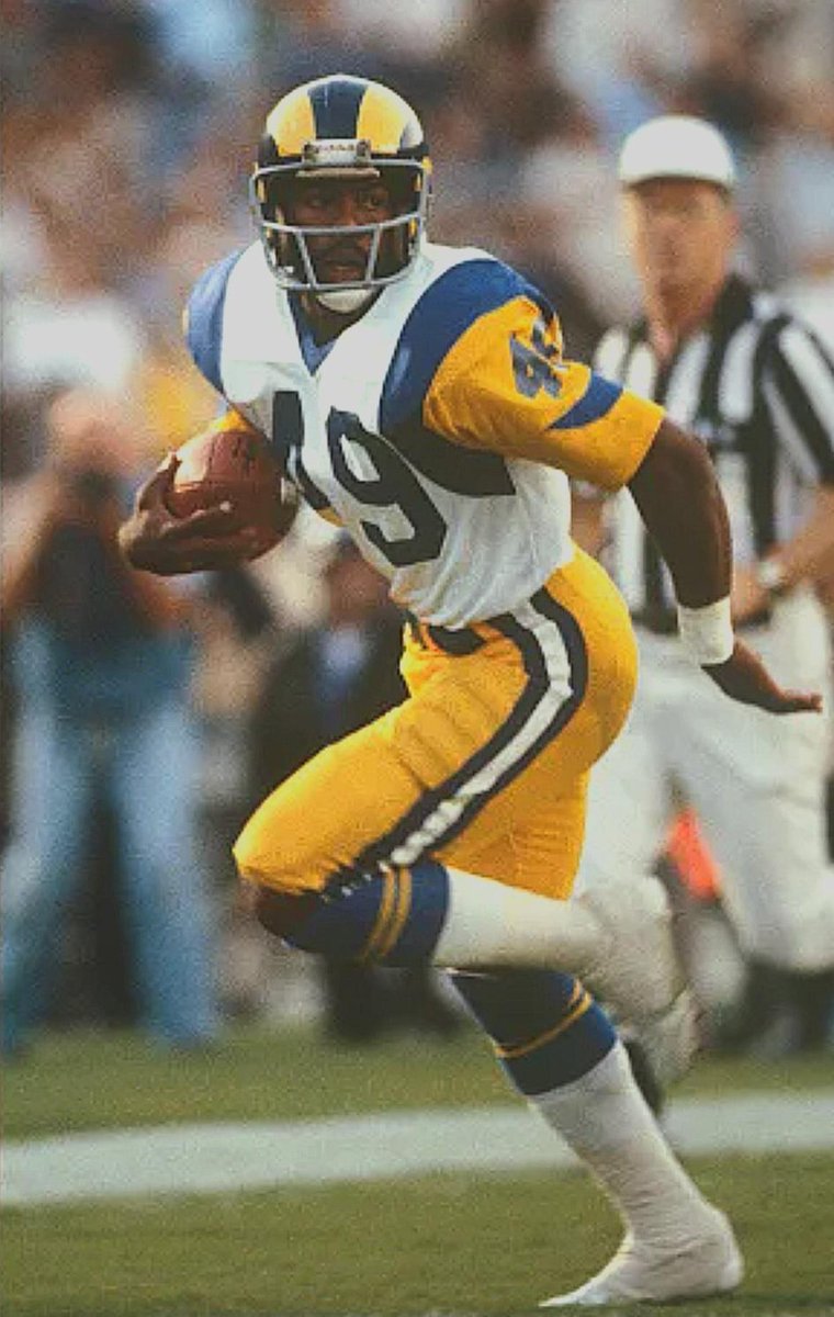 Our Rod Perry (Class of 88) ex <a href="/RamsNFL/">Los Angeles Rams</a> Pro Bowler will do first pitch honors at Fridays <a href="/FresnoGrizzlies/">Fresno Grizzlies</a> game. Give Rod a shout, ask for an autograph.