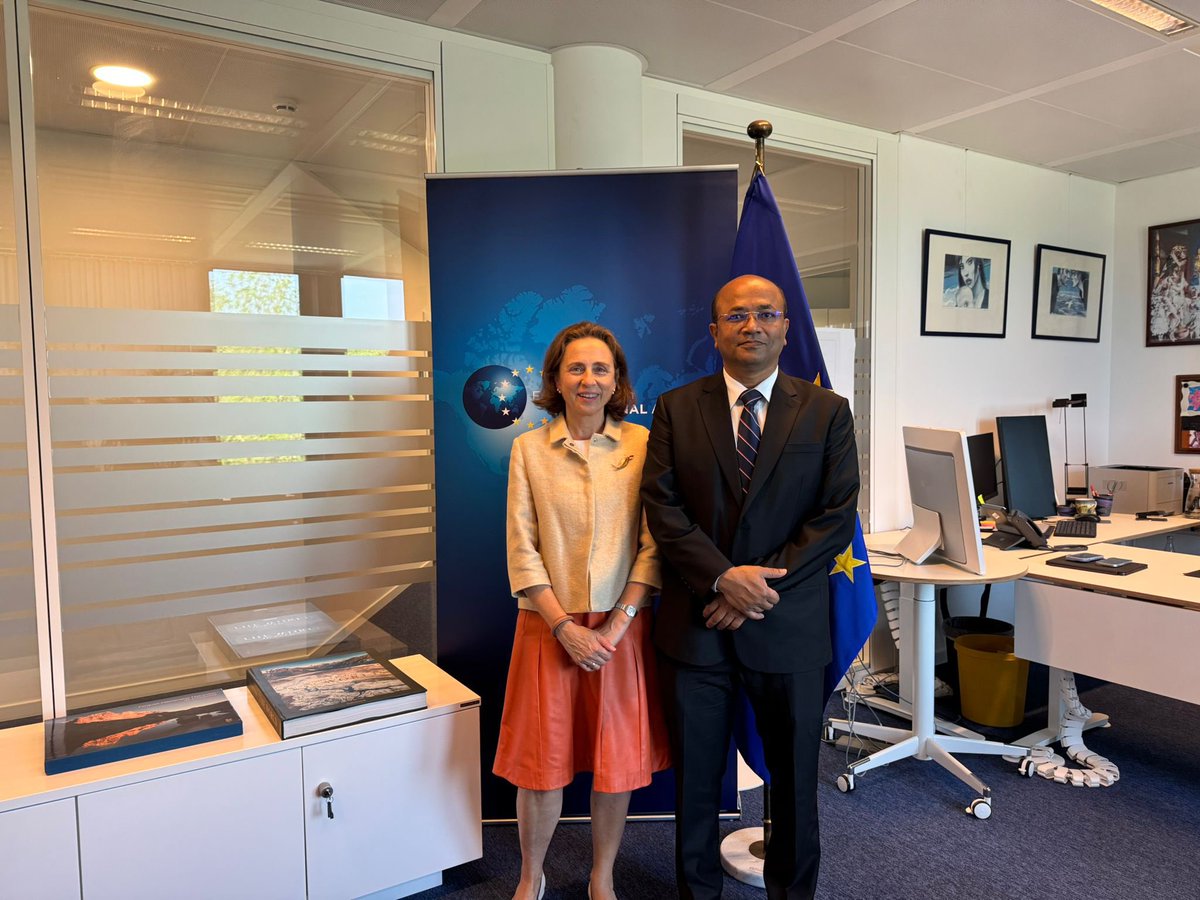 Amb Masudul Alam met Secretary-General  Maria Belen Martinez Carbonell of the European External Action Service at her office in the European Commission today. They appreciated the current state of Bangladesh-EU relations and discussed matters of bilateral interest.