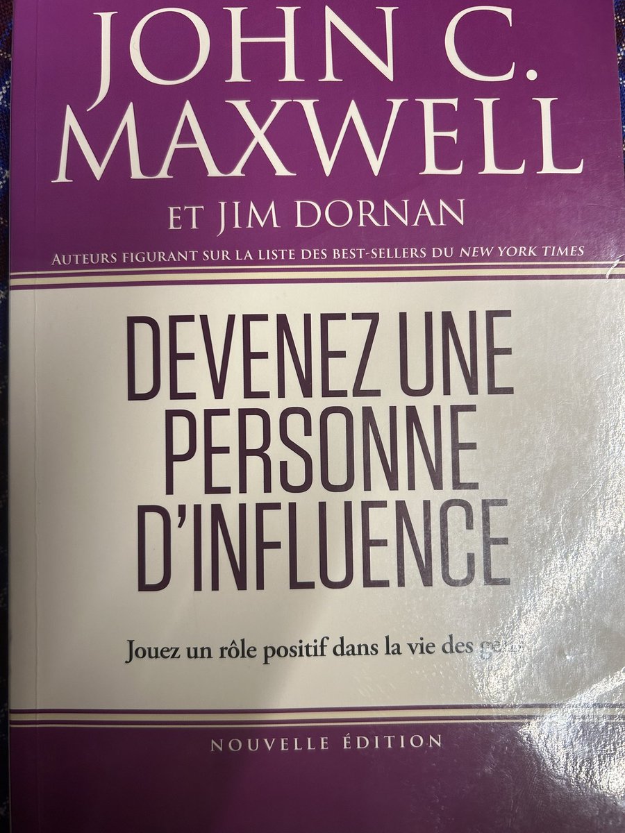 NELLYTSHELAMUT's tweet image. Avez-vous lu ces belles pensées ?

On les appelle : « Les #commandements #paradoxaux du #leadership. »

Les voici :

« Les gens sont illogiques, insensés et égoïstes: #aimez-les
quand même.

Si vous faites le bien, les gens vous accuseront de cacher des motifs égoïstes: faites le…