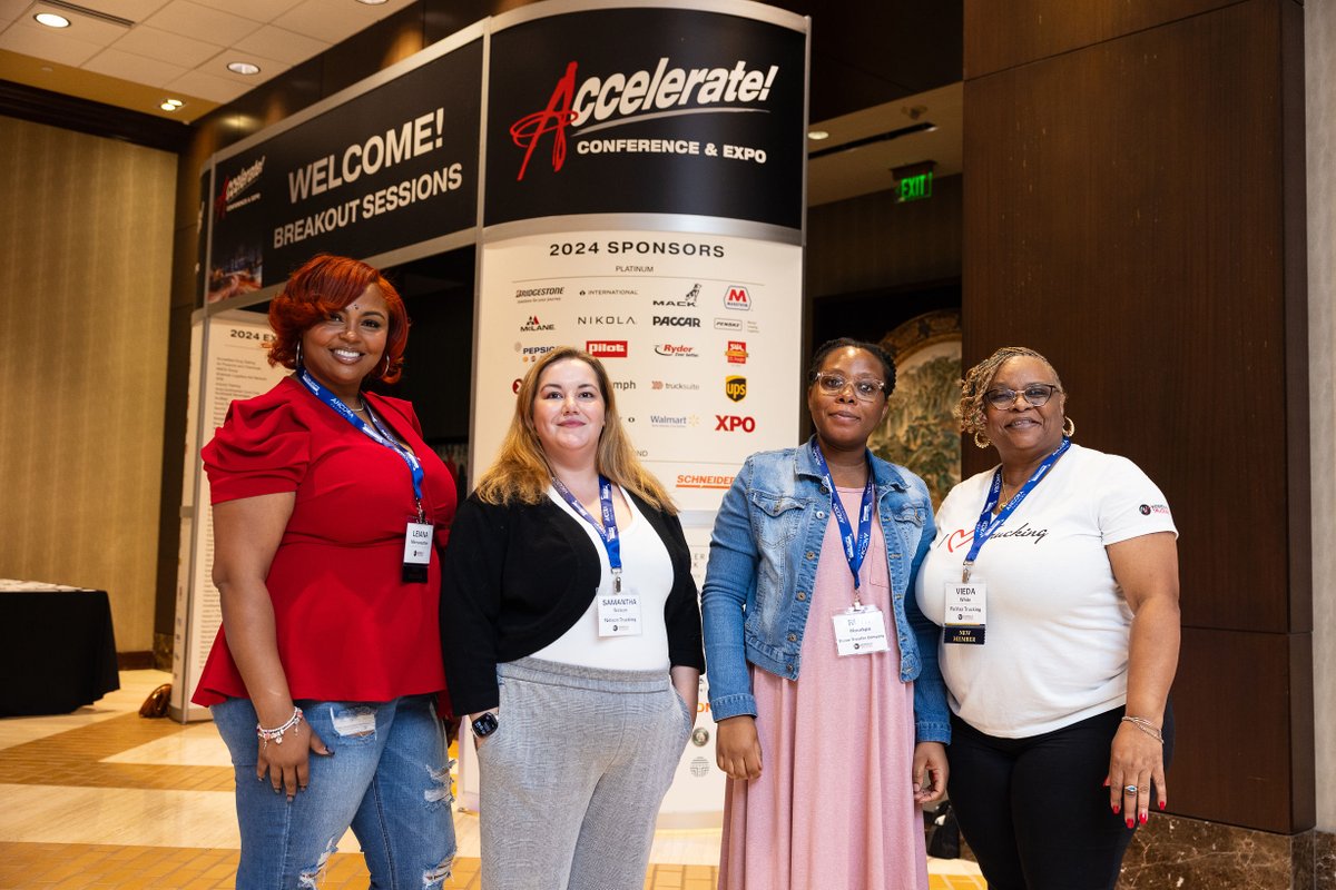 Know someone curious about a career in #transportation and #logistics? The #WIT2025 Conference Scholarship is a perfect opportunity to explore the #trucking industry, grow their network, and boost their professional journey. 🚛🎓

☑️ Apply by July 31: hubs.la/Q03rGwDG0