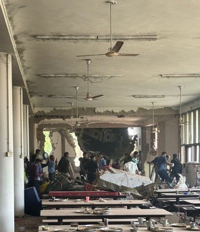 I know this is leading to conspiracy theories but something about that eagle flying away with the flag over the Puri Mandir doesn’t seem right! 

Saw this among the pictures of the crash and found something strange! 

Do you see what I see?! 🫣 👁️ 👁️