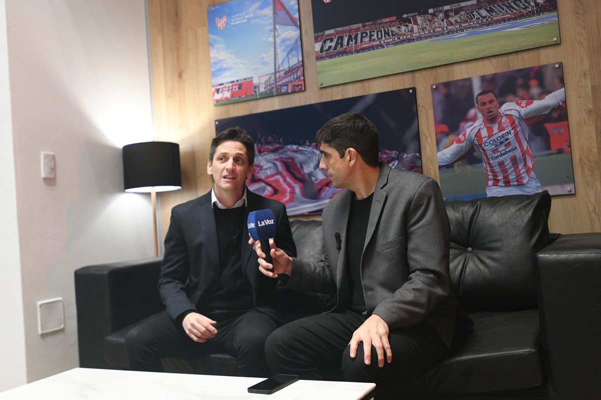 🚨Hay capítulo ESPECIAL de #MundoGloria recién salido del horno, con toda la inauguración.
🇦🇹Lo que ustedes pedían: nos metimos con <a href="/SebaRoggero/">Seba Roggero</a> adentro del EDIFICIO para mostrar qué hay en cada piso al DETALLE.
➡️Pasen, vean y denle afecto:
youtube.com/watch?v=CGb6q2…
#Instituto