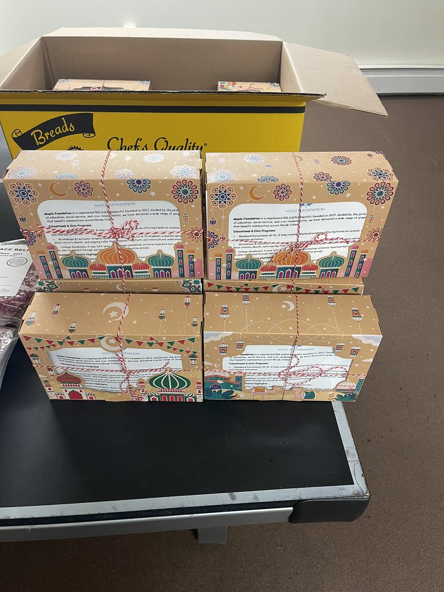 Maple_FDN_RI's tweet image. In partnership with @EmbraceRelief, we successfully carried out our Eid meat and gift distribution to local families in need.
Thank you to all who helped make this possible.
Spreading kindness, one home at a time. 🌙
#Eid #CommunitySupport #MapleFoundation #EmbraceRelief