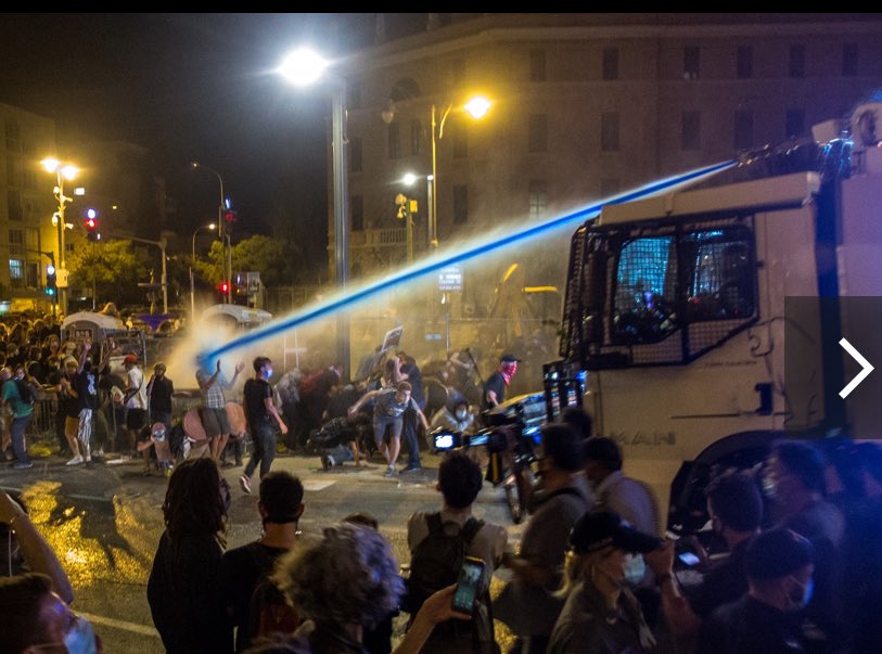 Punkouture's tweet photo. @CongressionalUS @DHSgov @SecDef @realDonaldTrump Water cannon .. Riot control https://t.co/7KIUlpyORr