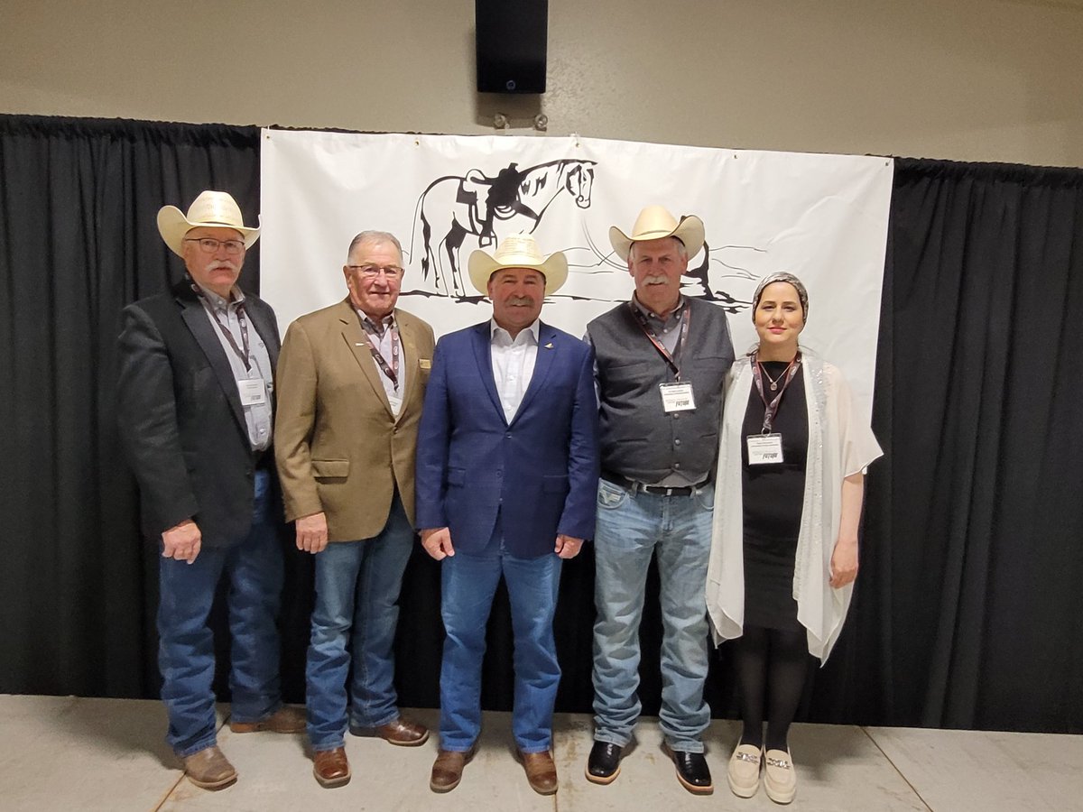 Dr Bart Lardner 🇨🇦 (@drbart_beef) on Twitter photo Nice visiting with Agriculture Minister Honorable Daryl Harrison - Bill Huber - Garner Deobald - Dr Razie Khorshidi <a href="/SK_StockGrowers/">SK Stock Growers</a> <a href="/DarylHarrison20/">Daryl Harrison</a> #SKBeefIndustry <a href="/agbiousask/">USask AgBio</a> <a href="/SKAgriculture/">Sask Agriculture</a> Nice visiting with Agriculture Minister Honorable Daryl Harrison - Bill Huber - Garner Deobald - Dr Razie Khorshidi <a href="/SK_StockGrowers/">SK Stock Growers</a> <a href="/DarylHarrison20/">Daryl Harrison</a> #SKBeefIndustry <a href="/agbiousask/">USask AgBio</a> <a href="/SKAgriculture/">Sask Agriculture</a>