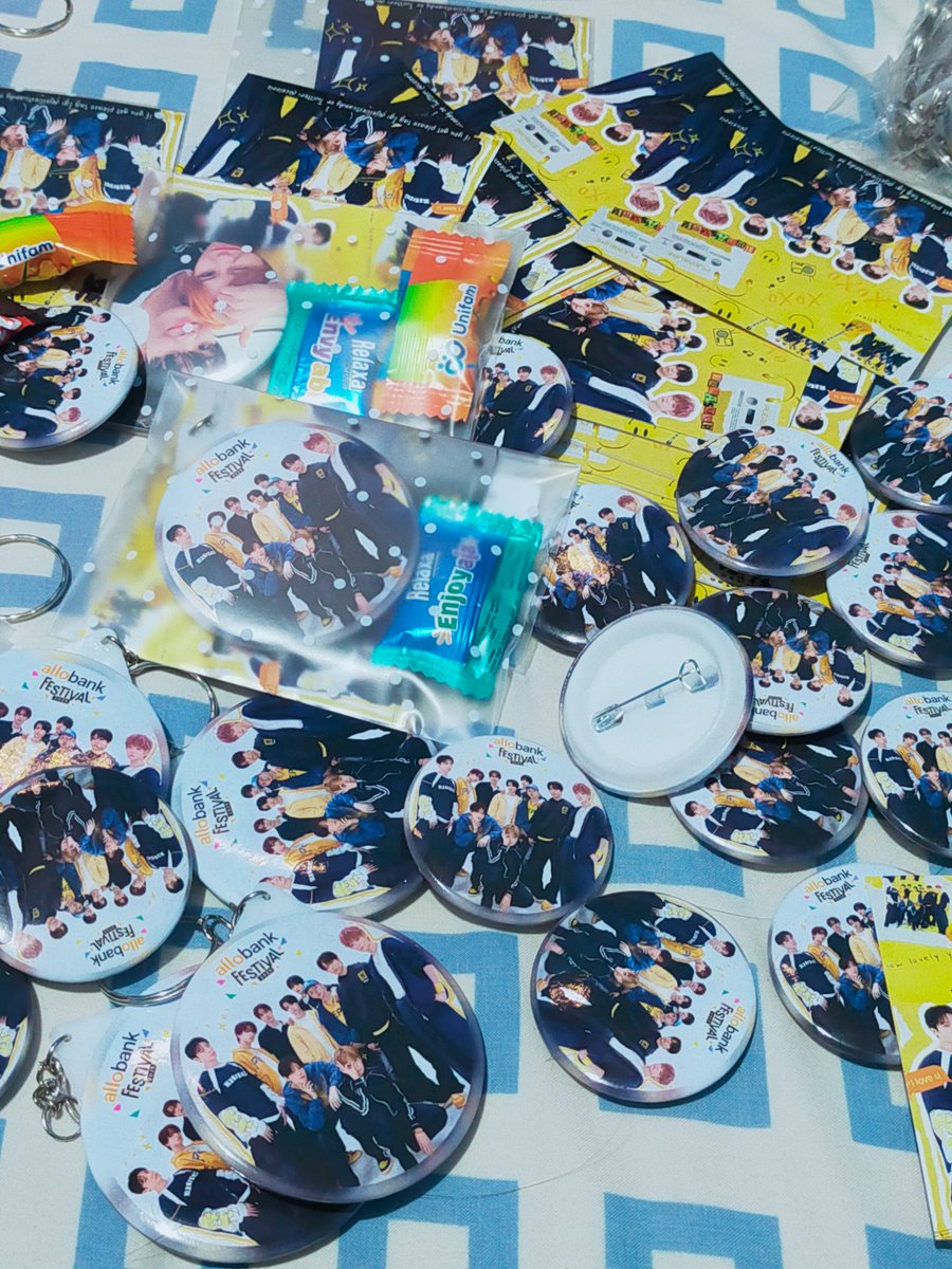 Freebies Allobank Festival 2025 💎

🗓 22 June 2025
📍 Istora Senayan 

— limited qty
— don’t sell &amp; throw away :(
— tag me if you get one

› rt &amp; like are very appreciated!

see yoOou teume! 💛

#AlloBankFestival2025