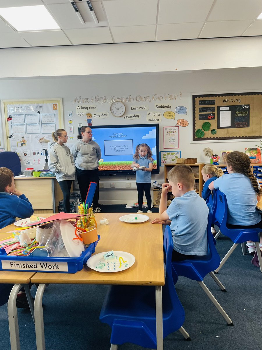 AddiewellPS's tweet image. P3/2 enjoyed a session led by some of our Young STEM Leaders today! To link in with their topic on Gaming, our learners had to create a maze. Lots of creativity &amp;amp; STEM skills on display! @YoungSTEMLeader
