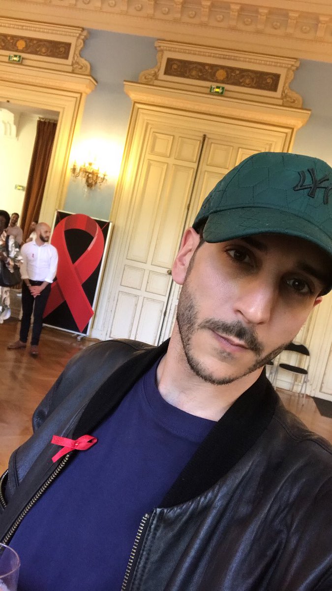 Kevin Elarbi 🎗️ (@kevinelarbi) on Twitter photo Les trente ans d’ <a href="/ElusContreSida/">Elus Locaux Contre le Sida</a> 👊🏽🙏🏽
Bravo & merci <a href="/JeanLucRomero/">Jean-Luc Romero-Michel</a> & team ♥️ Les trente ans d’ <a href="/ElusContreSida/">Elus Locaux Contre le Sida</a> 👊🏽🙏🏽
Bravo & merci <a href="/JeanLucRomero/">Jean-Luc Romero-Michel</a> & team ♥️