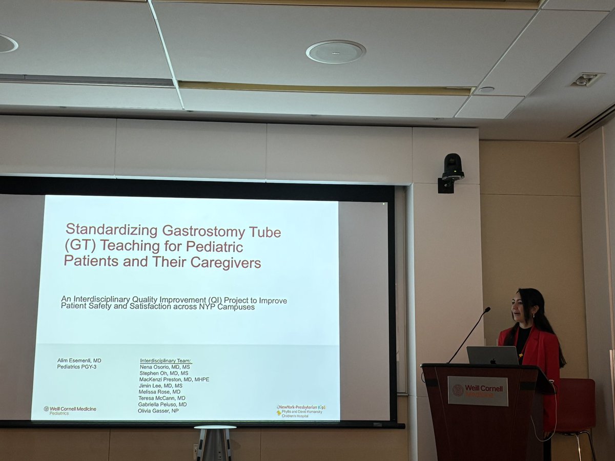 WCMGIM's tweet image. Competitive seed grant awardees presented their research topics on gastronomy teaching for pediatric patients/caregivers, social risk factors of stroke, and master coach program for culture change with feedback. #PCIHM25, #proudtobeGIM, @WeillCornell @WCMDeptofMed