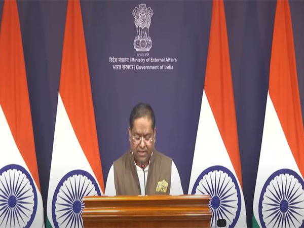 ani_digital's tweet photo. MEA advises Indian nationals to take safety precautions amid protests in Los Angeles
Read @ANI Story |https://t.co/ZTdeZahjk6
#India #US #Protests #LosAngeles #MEA https://t.co/32pqJygm7r