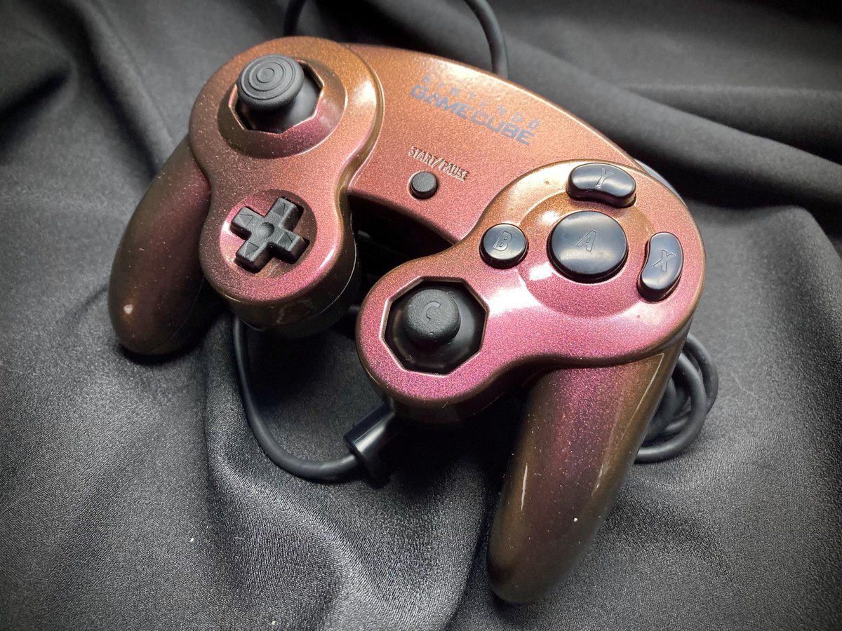 only a few days left for the summer sale! I won't have clear shells for a while after these sell out, so now's the time. I'll be doing a big shell drop in a few weeks :)
spacecasecustoms.etsy.com