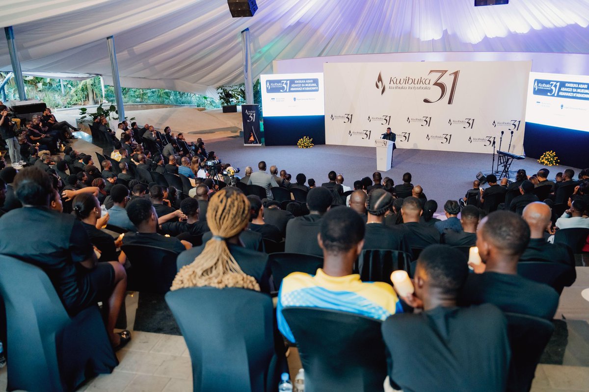 Ministry of Youth and Arts | Rwanda (@rwandayoutharts) on Twitter photo Min. <a href="/jnabdallah/">UTUMATWISHIMA</a> yasabye urubyiruko, abahanzi n’abakinnyi gukoresha neza impano zabo, binyuze mu majwi, amashusho, inyandiko, impano zitandukanye mu mikino na siporo, ubumenyi mw’ikoranabuhanga n’ibindi; bamagana ibinyoma by’abavuga nabi u Rwanda. #Kwibuka31 Min. <a href="/jnabdallah/">UTUMATWISHIMA</a> yasabye urubyiruko, abahanzi n’abakinnyi gukoresha neza impano zabo, binyuze mu majwi, amashusho, inyandiko, impano zitandukanye mu mikino na siporo, ubumenyi mw’ikoranabuhanga n’ibindi; bamagana ibinyoma by’abavuga nabi u Rwanda. #Kwibuka31