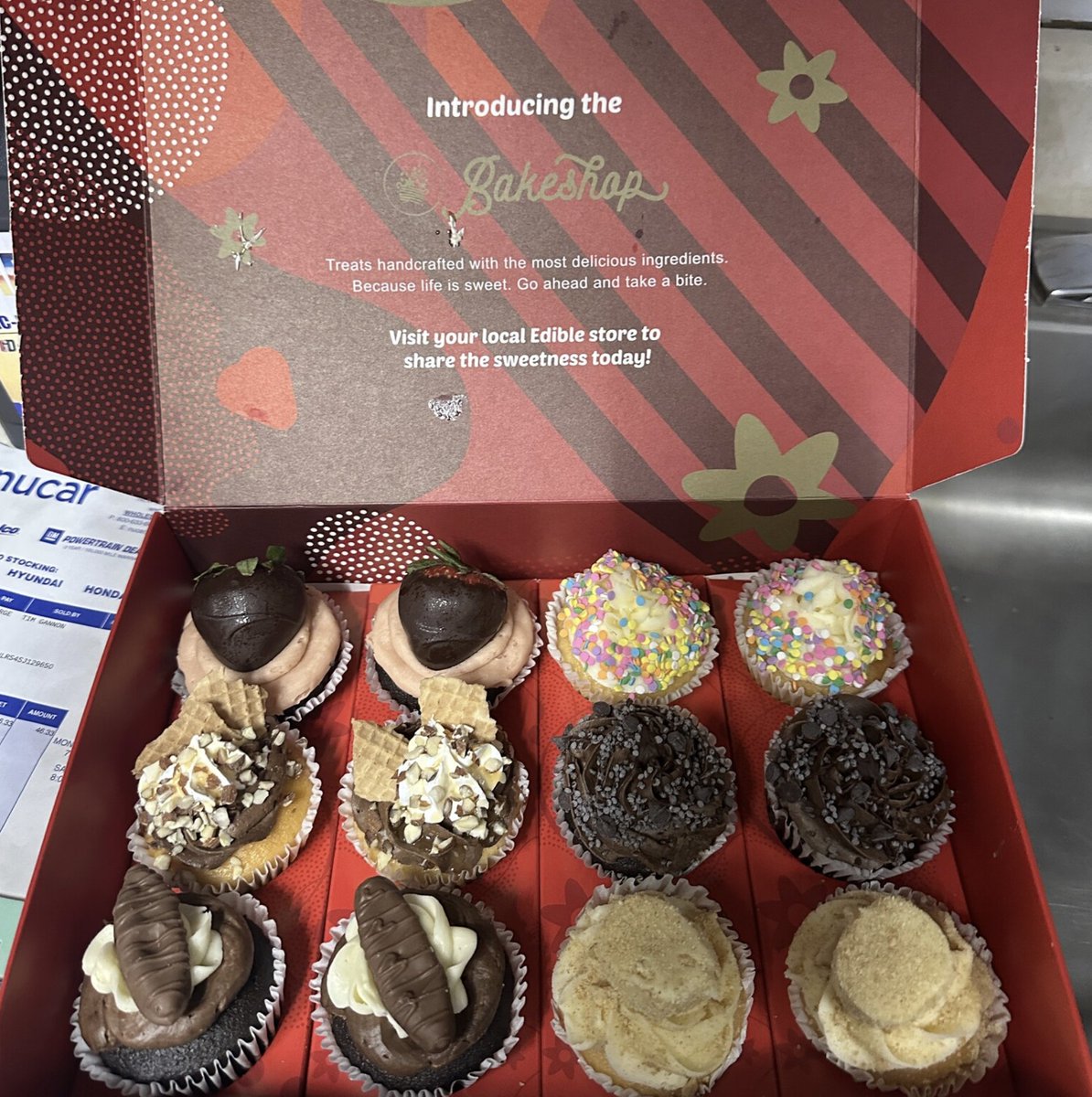 AutotechCollSvc's tweet image. One of our incredible customers surprised the team with the sweetest thank-you gift, and our smiles say it all. It’s customers like this who make every meticulous repair worth it. Thank you for trusting Autotech Collision with your ride and for brightening our day!