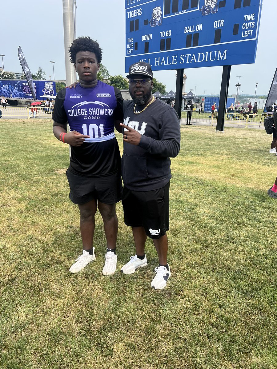 ‘28 kelaien elem (@11kelaien) on Twitter photo Blessed to receive a offer from Tennessee state <a href="/CoachBlackwell_/">Curtis Blackwell II</a> <a href="/Coach_AMarshall/">Aaron Marshall</a> <a href="/smsbacademy/">SoundMind SoundBody®</a> <a href="/AllenTrieu/">Allen Trieu</a> @On3Recruits <a href="/Rivals/">Rivals</a> Blessed to receive a offer from Tennessee state <a href="/CoachBlackwell_/">Curtis Blackwell II</a> <a href="/Coach_AMarshall/">Aaron Marshall</a> <a href="/smsbacademy/">SoundMind SoundBody®</a> <a href="/AllenTrieu/">Allen Trieu</a> @On3Recruits <a href="/Rivals/">Rivals</a>