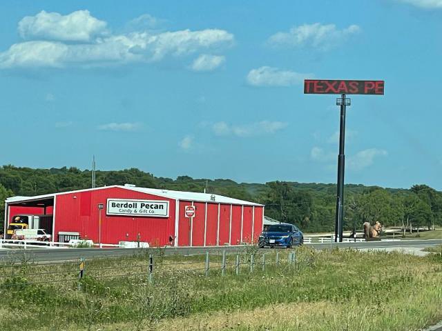 Forrest Deshong tweet media