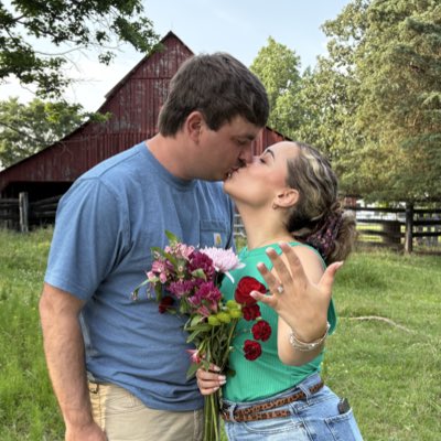 samantha tweet media