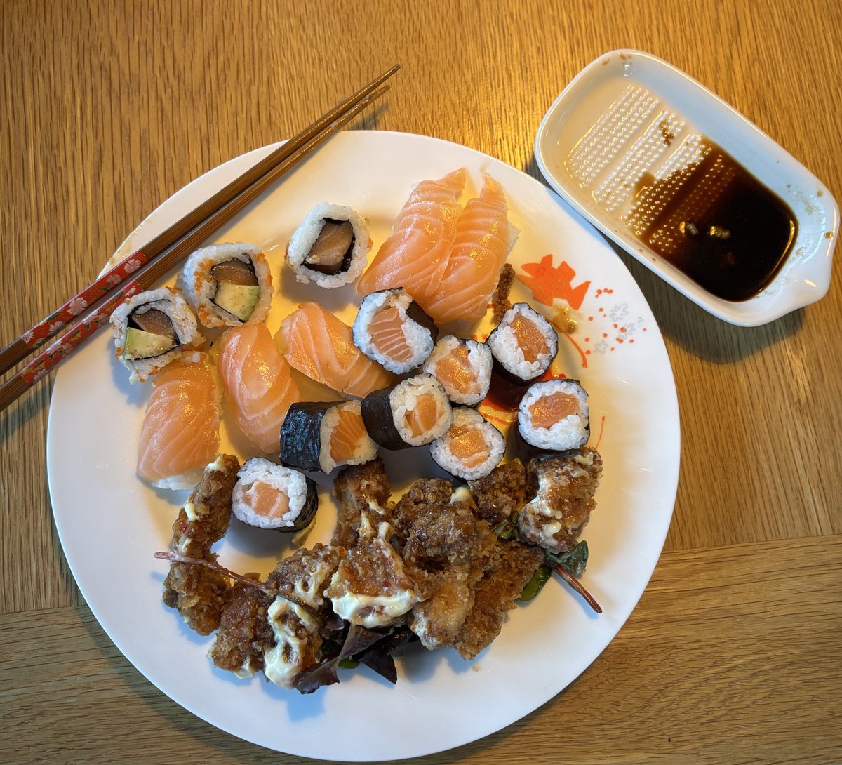 I am poised to tuck into this crudely assembled plate of sushi and chicken katsu. Bon appetit. #Dinner